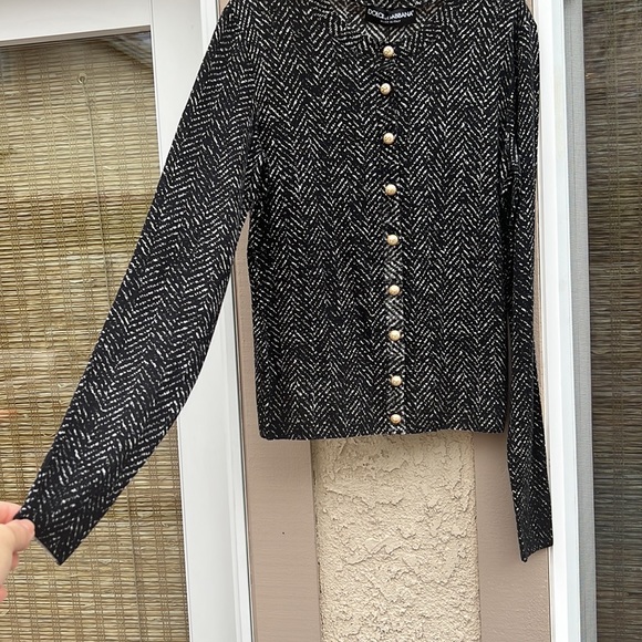 Dolce & Gabbana Current Season DG Logo Button Herringbone Print Wool Cardigan - Picture 5 of 13